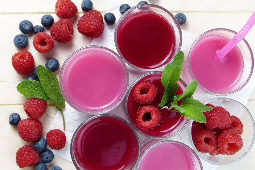 smoothies-berries-nutrition