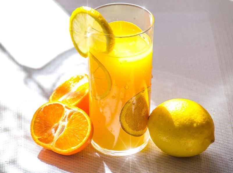 Best Oranges for Juicing at Home 